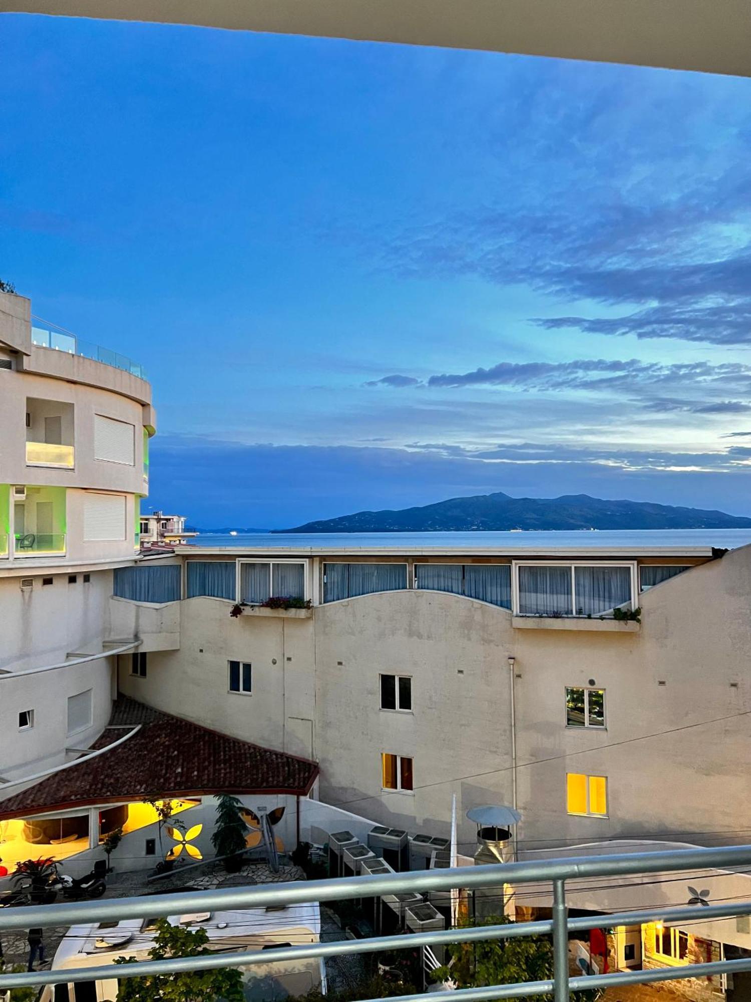 Gjoka Apartments, In Front Of Bougainville Bay Saranda Chambre photo