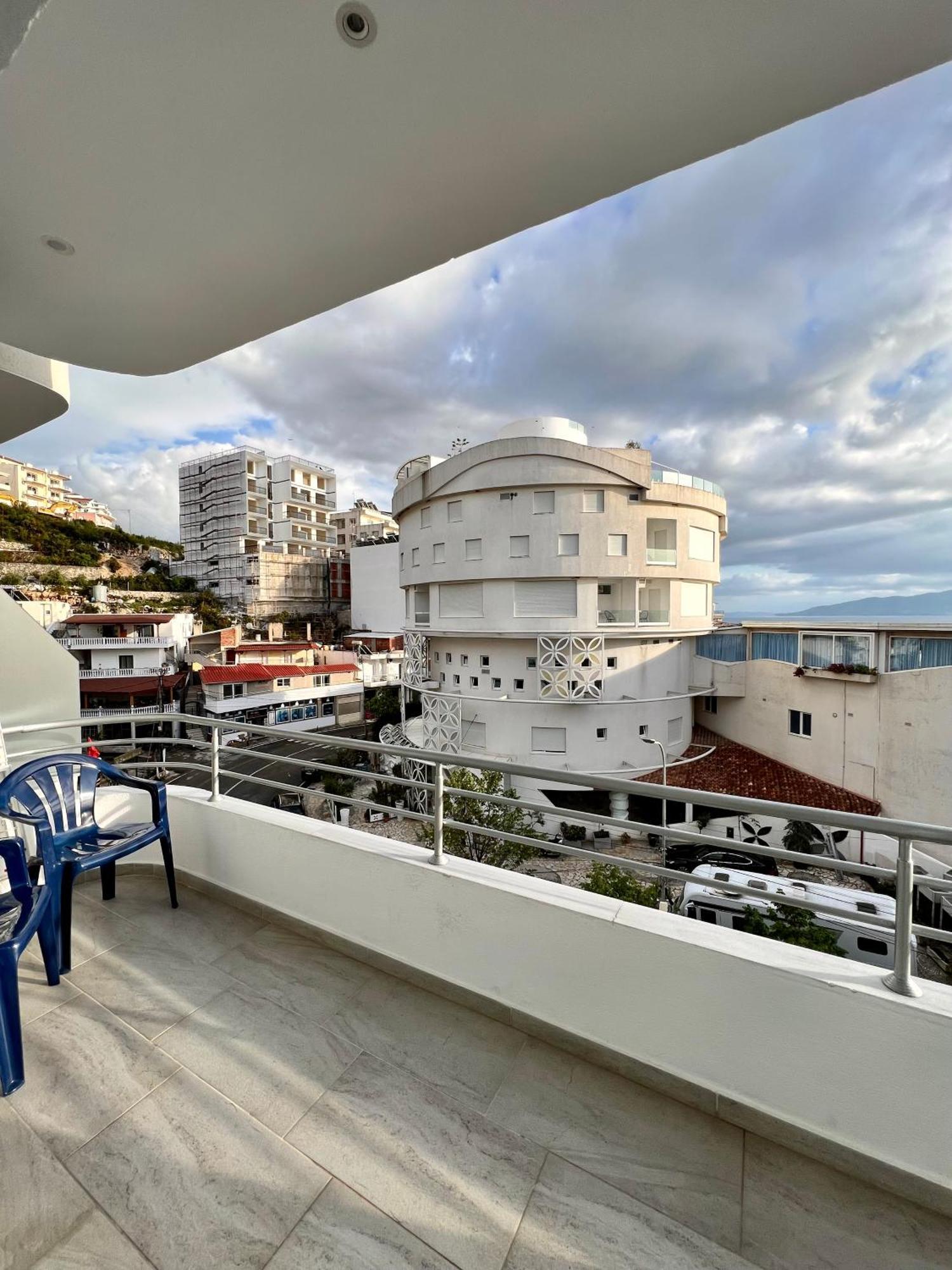Gjoka Apartments, In Front Of Bougainville Bay Saranda Extérieur photo