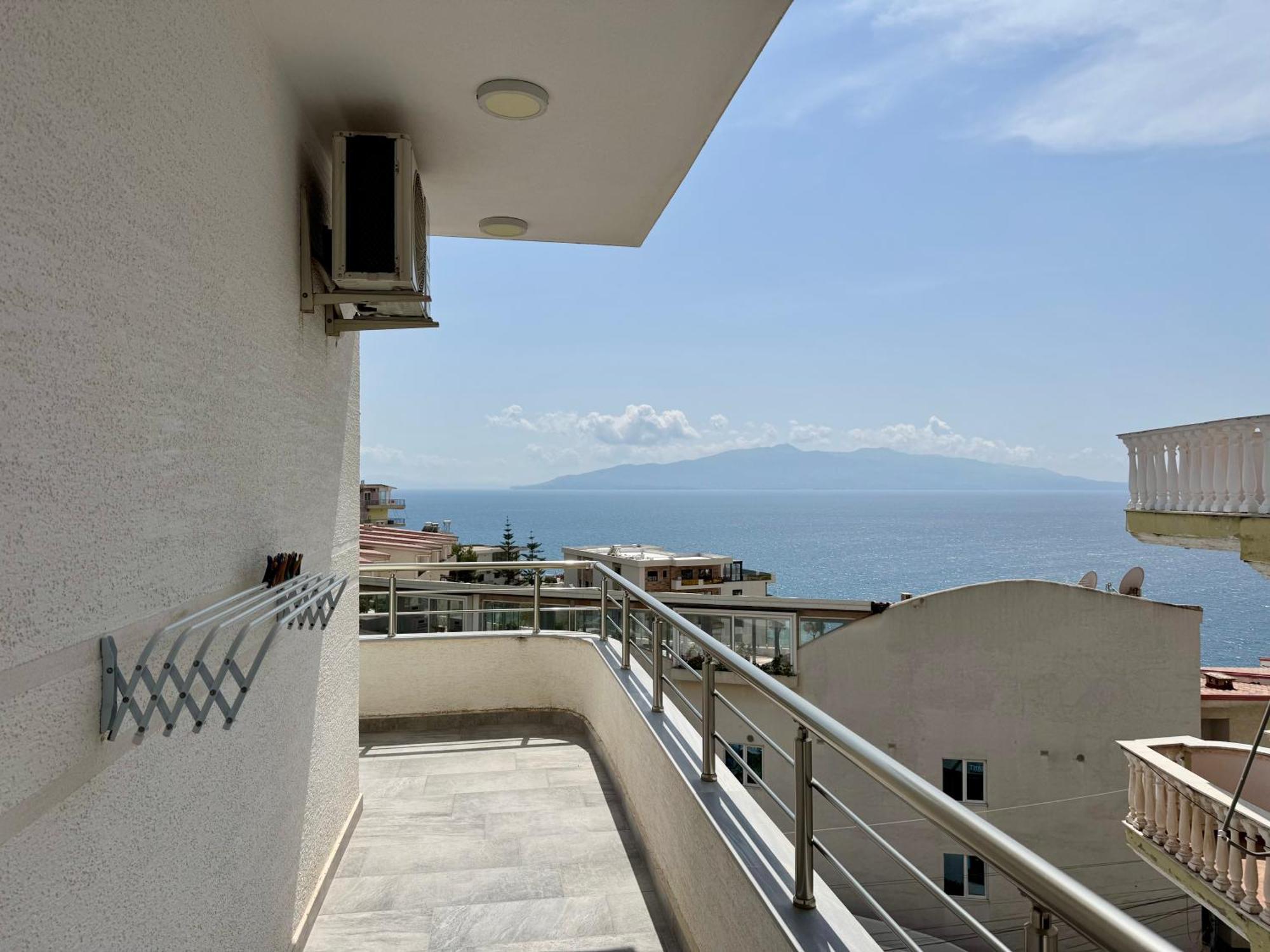 Gjoka Apartments, In Front Of Bougainville Bay Saranda Extérieur photo