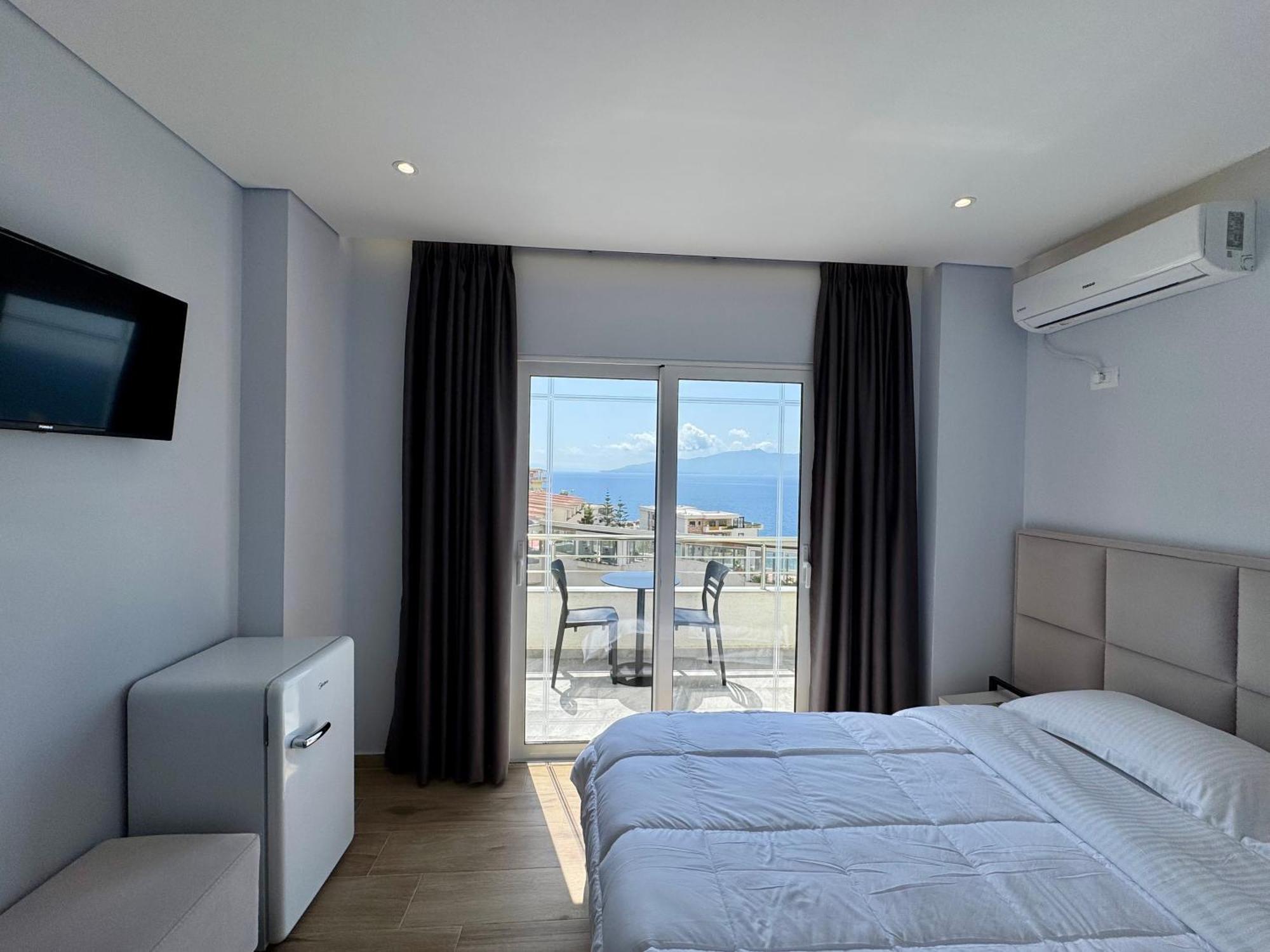Gjoka Apartments, In Front Of Bougainville Bay Saranda Chambre photo